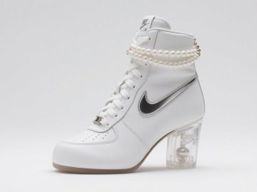 Nike Women Heels