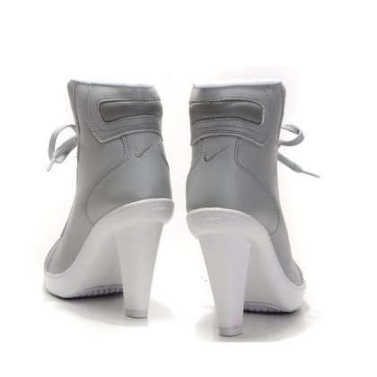 Beautiful High Heels for Ladies: Nike Dunk Product Detail 3