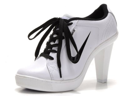 Nike White/Black Heel Pumps Product Detail 2
