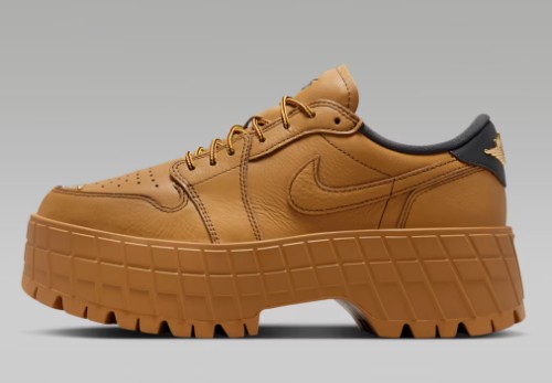 Air Jordan 1 Brooklyn Low Heels Sneakers